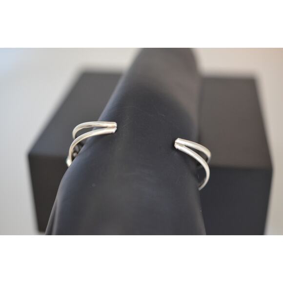 Jerry Cowboy Navajo Sterling Silver Turquoise Cuff Bracelet - Picture 2 of 3